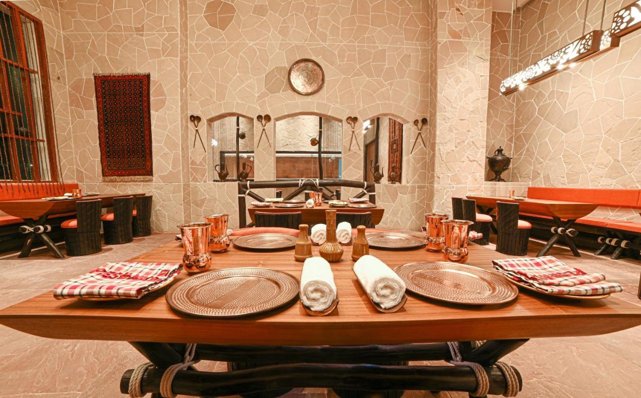 Welcomhotel By Itc Hotels, 부바네스 외부 사진