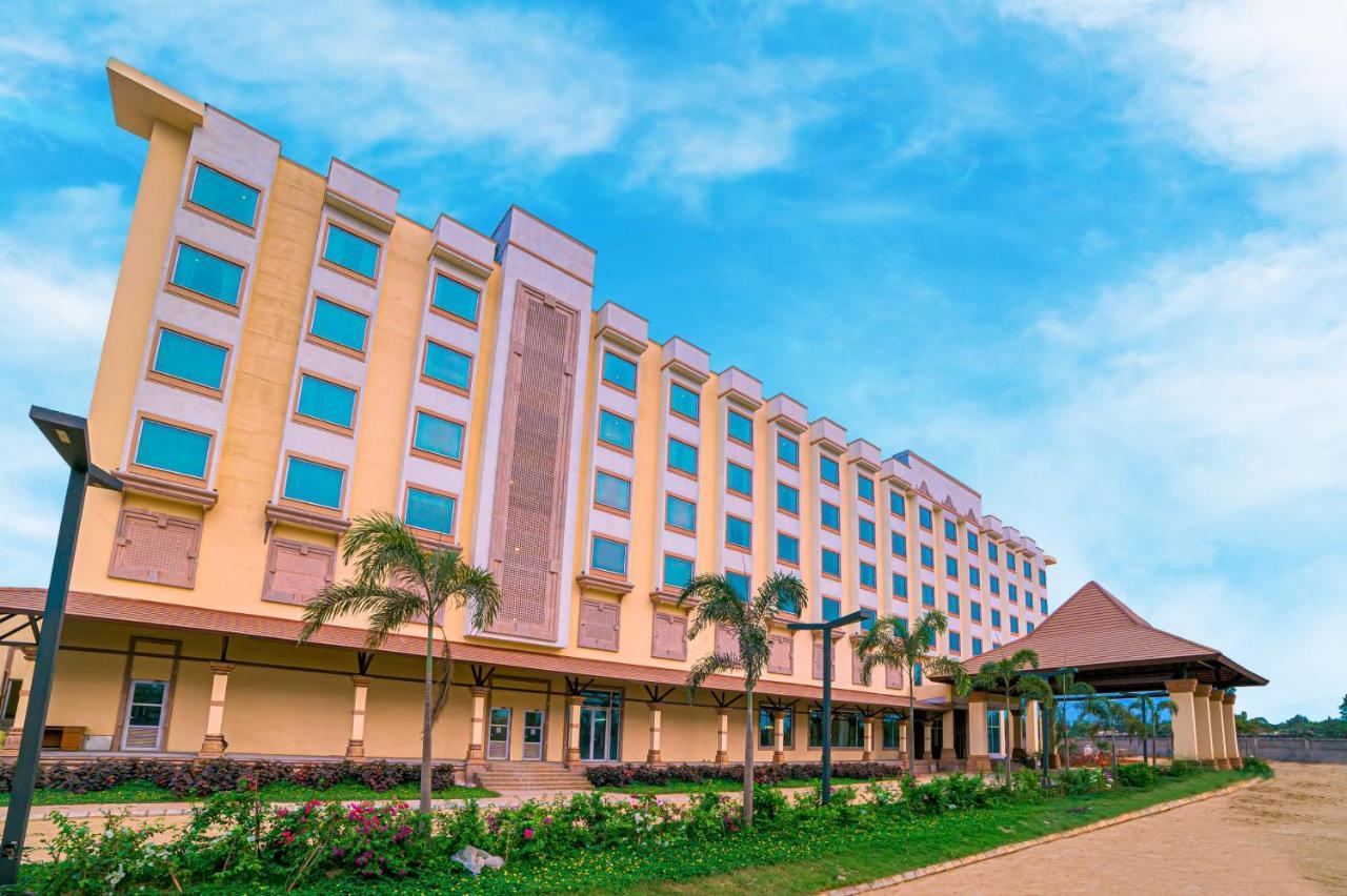 Welcomhotel By Itc Hotels, 부바네스 외부 사진